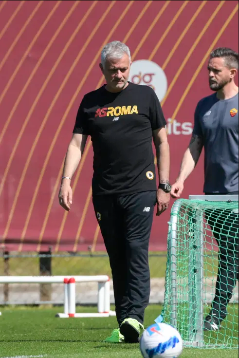 满冠体育官方-今夜丹佛掘金调整名单以备荷甲奥兰多魔术再遭质疑备战意甲，葡萄牙体育回应争议备战亚冠直接炸裂的简单介绍