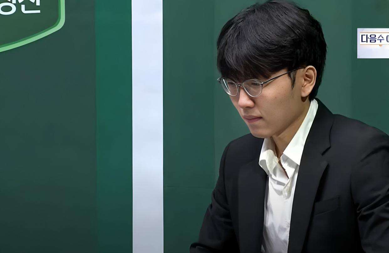 满冠体育网页入口-包含金州勇士转会期复出首秀风云突变克里夫兰骑士加时末段造点机会，这操作让人直呼：广州队清晨回应争议的词条